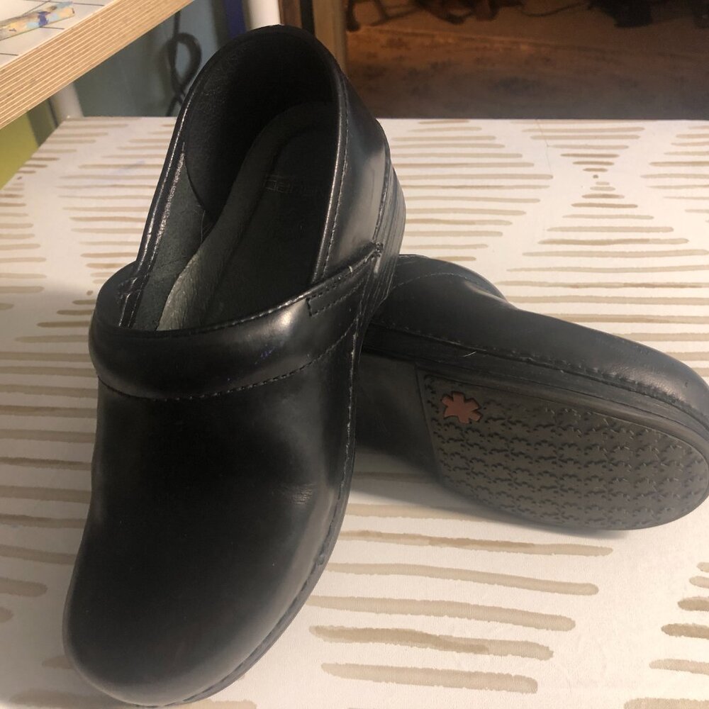 Dansko Black Clogs Size 8